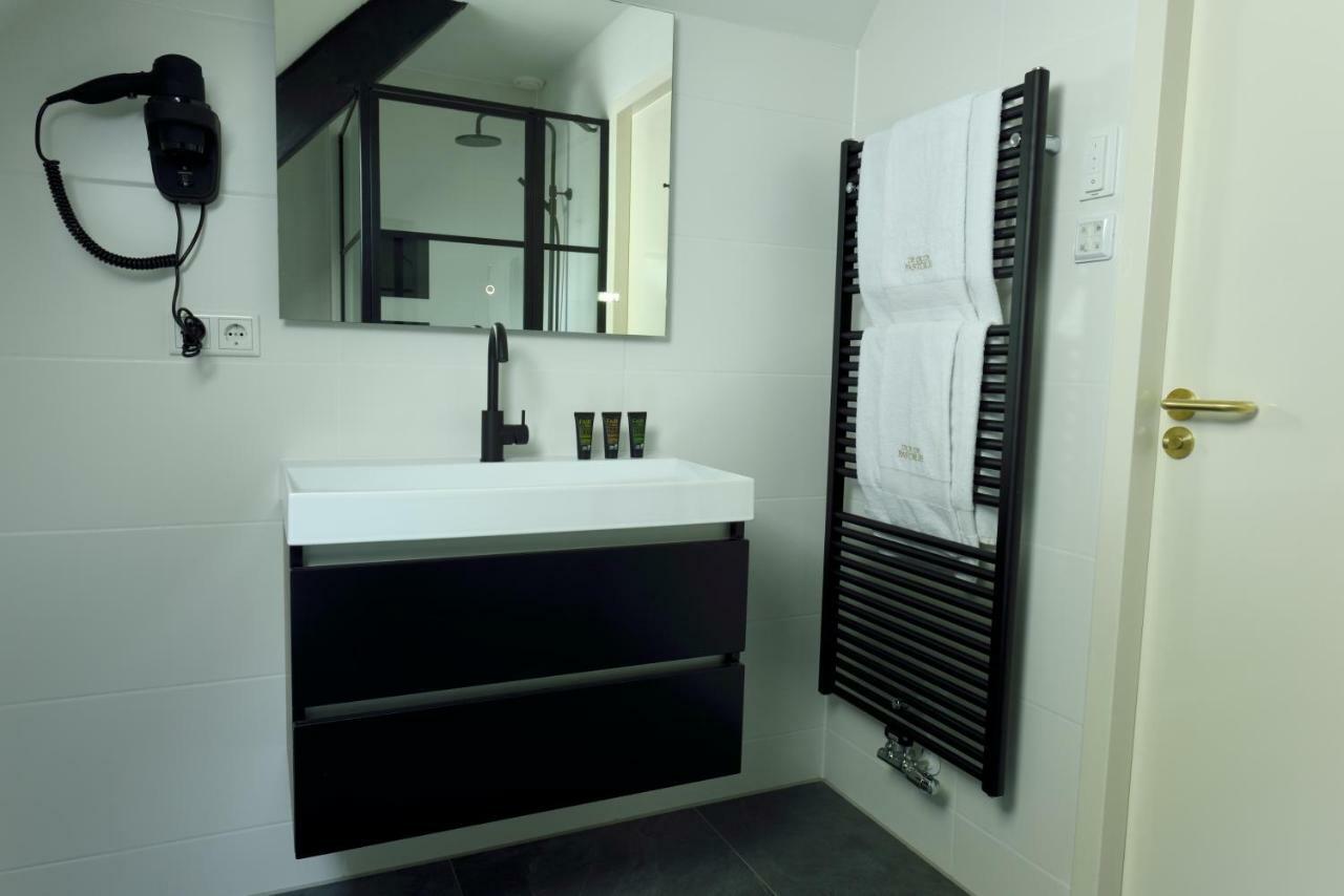 De Oude Pastorie Lisse Bed & Breakfast ภายนอก รูปภาพ