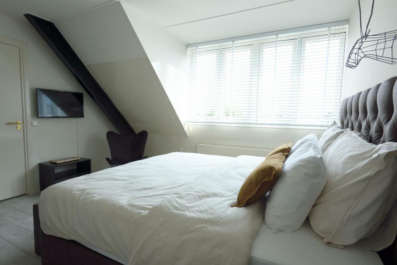 De Oude Pastorie Lisse Bed & Breakfast ภายนอก รูปภาพ