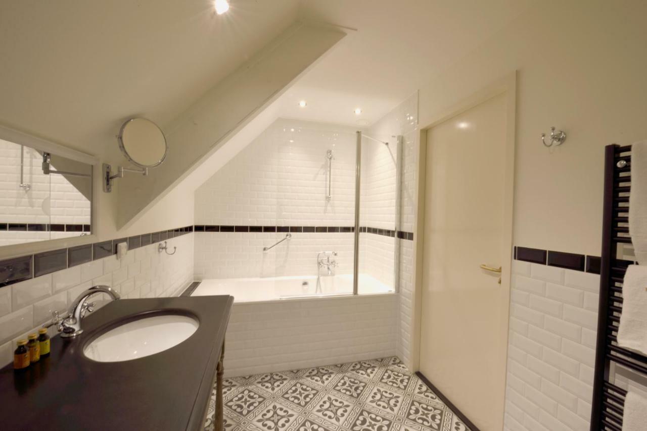 De Oude Pastorie Lisse Bed & Breakfast ภายนอก รูปภาพ